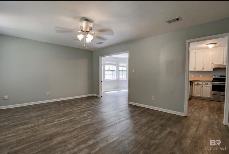 Building Photo - 128 Richmond Rd