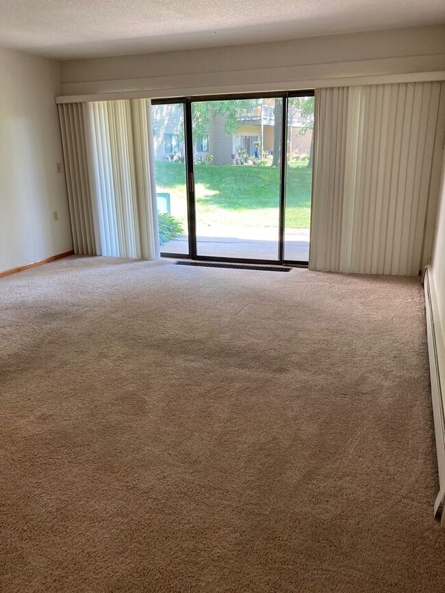 Building Photo - $1,150 | 1 Bedroom, 1 Bathroom Condo | Designed for Ages 55+ | PET Friendly* | Available for Augu...