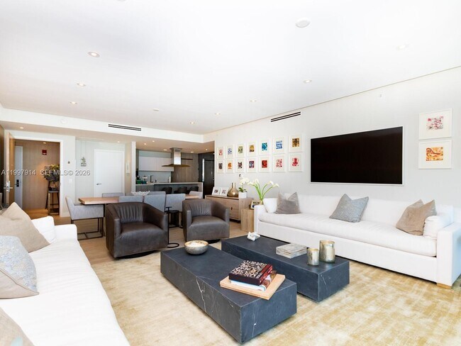 Building Photo - 360 Ocean Dr