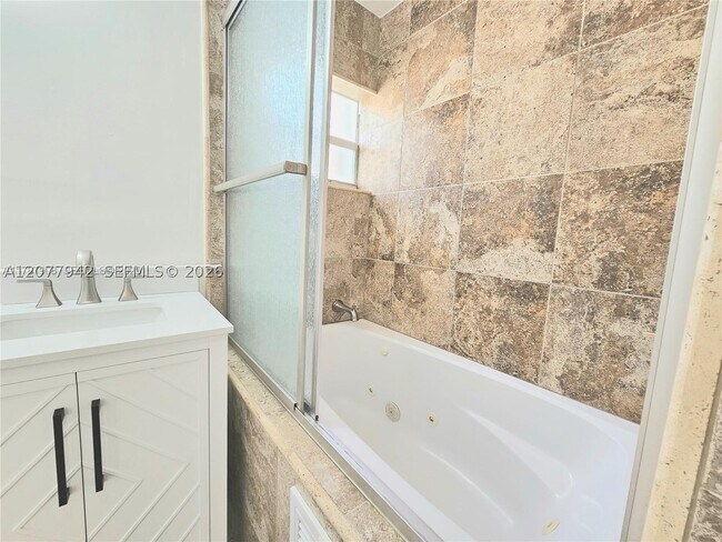Building Photo - 4235 SW 143rd Ct