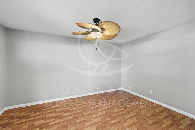 Building Photo - 1444 Minories Dr