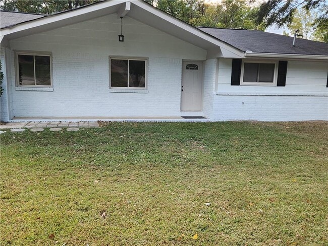 Building Photo - 171 Sarann Ct NW