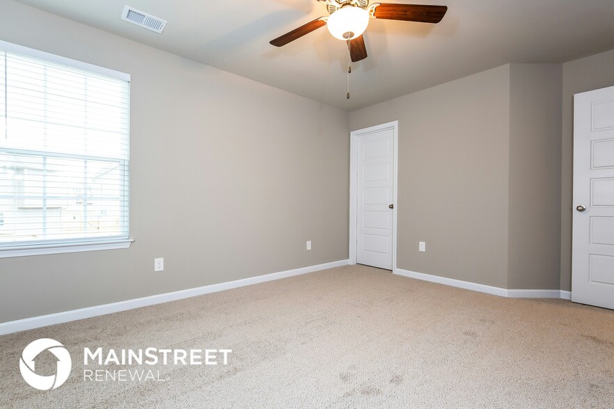 Building Photo - 105 Chyntara Dr