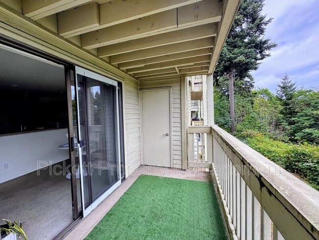 Building Photo - 1700 W Sunn Fjord Ln