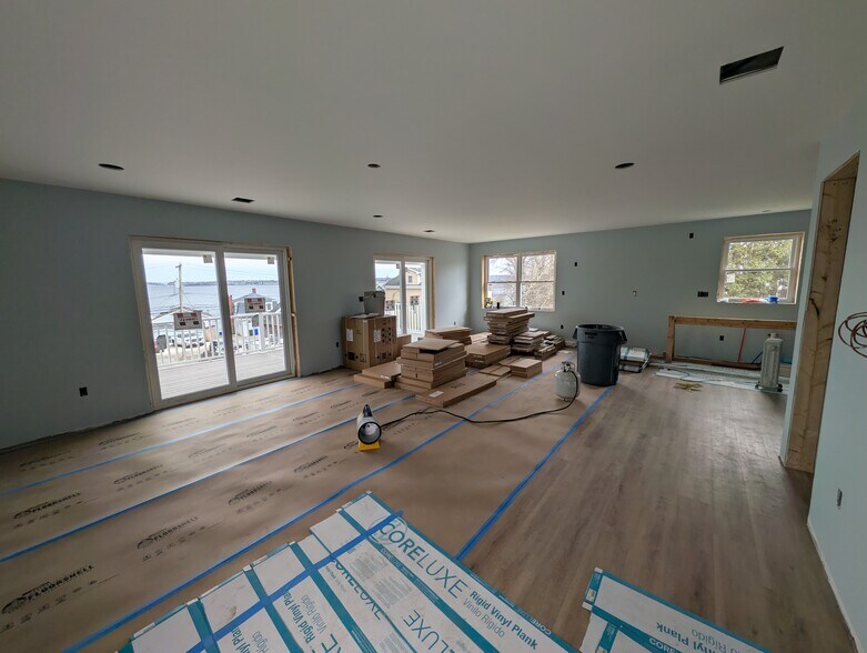 Building Photo - 132 Narrows Rd