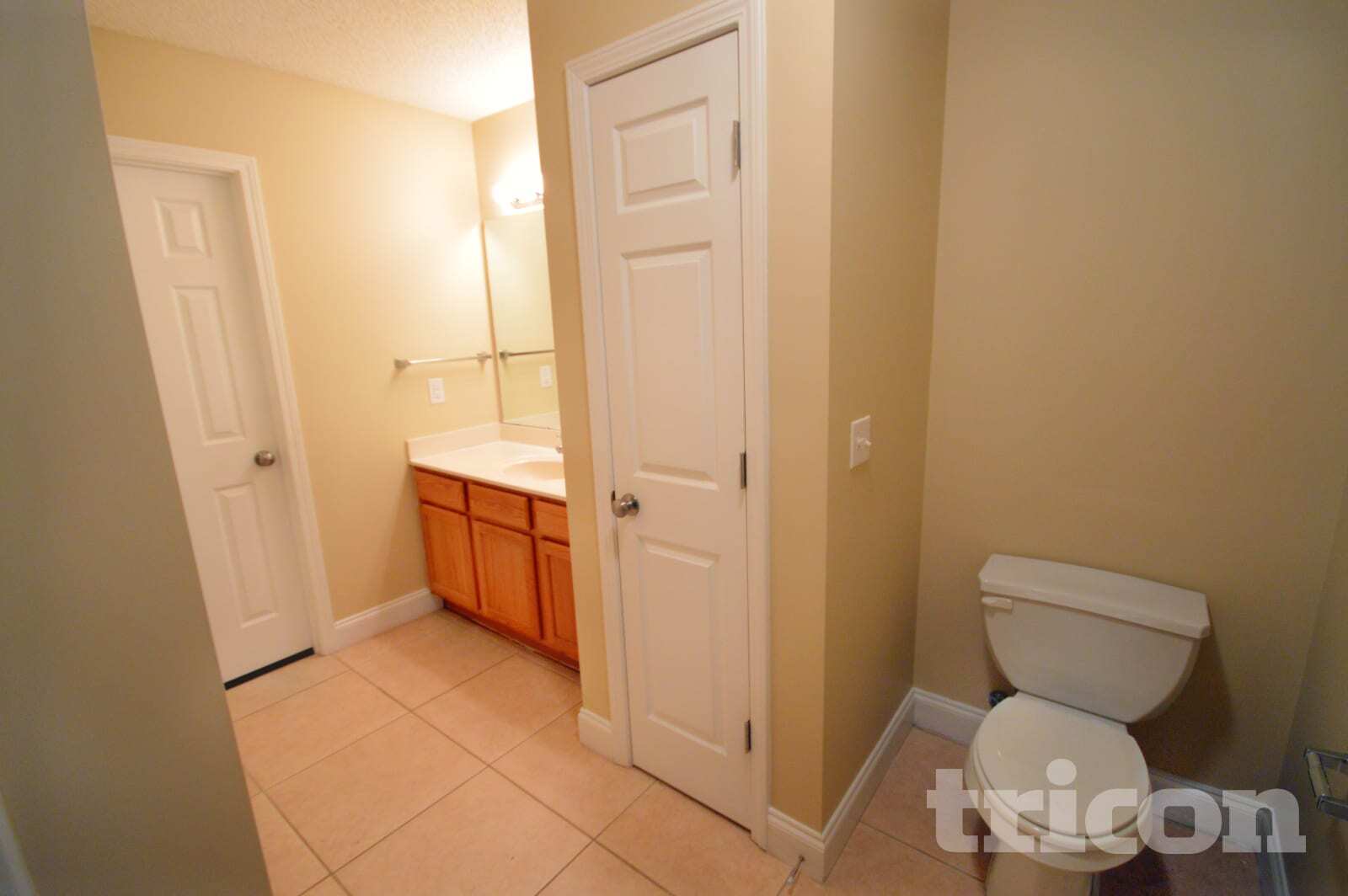 Building Photo - 4136 Red Shed Ln