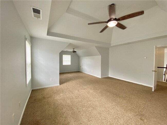 Building Photo - 6405 Knighted Ct