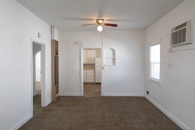 Building Photo - 717 NW 2nd St