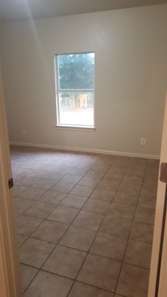 Building Photo - 234 Morningview Dr