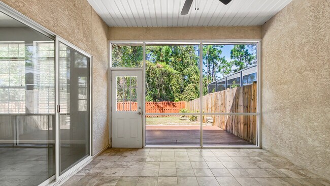 Building Photo - 7028 Starfish Ct