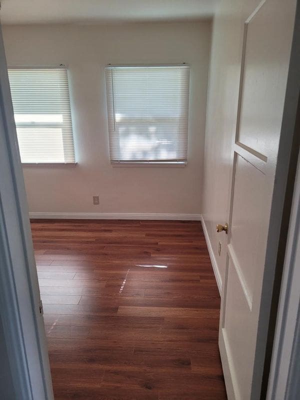 Building Photo - 966 Holly St