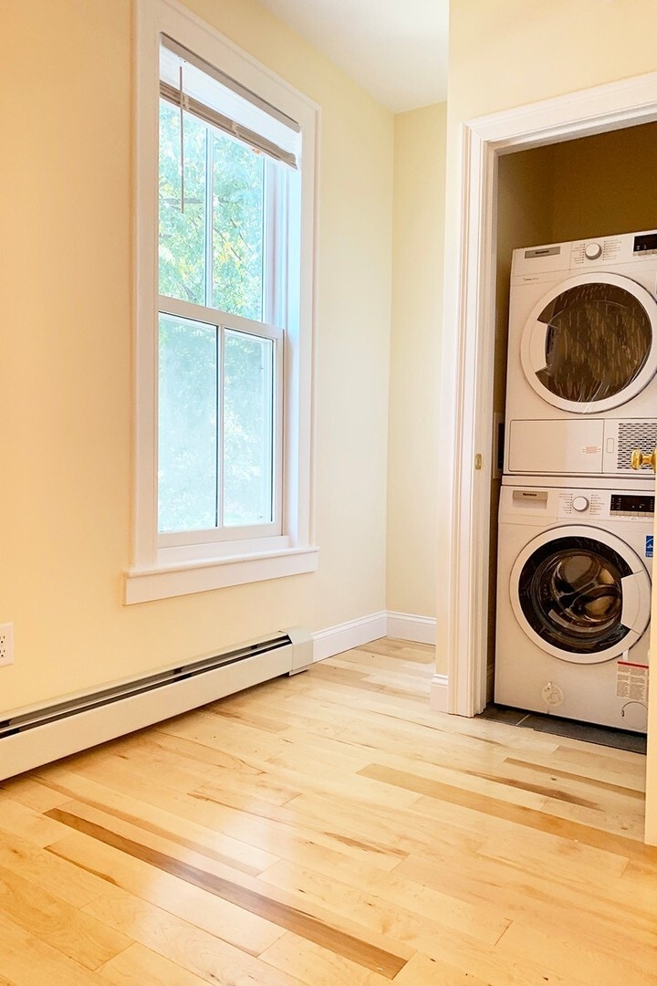 Building Photo - 375 St Paul St