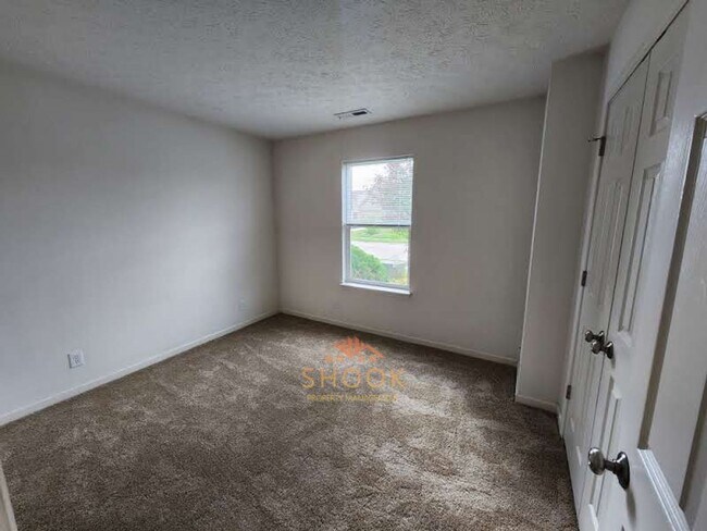 Building Photo - Available July 3rd! Cozy 3 BR Home in Lindberg Village