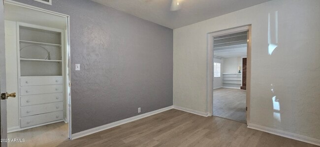 Building Photo - 154 N Hibbert