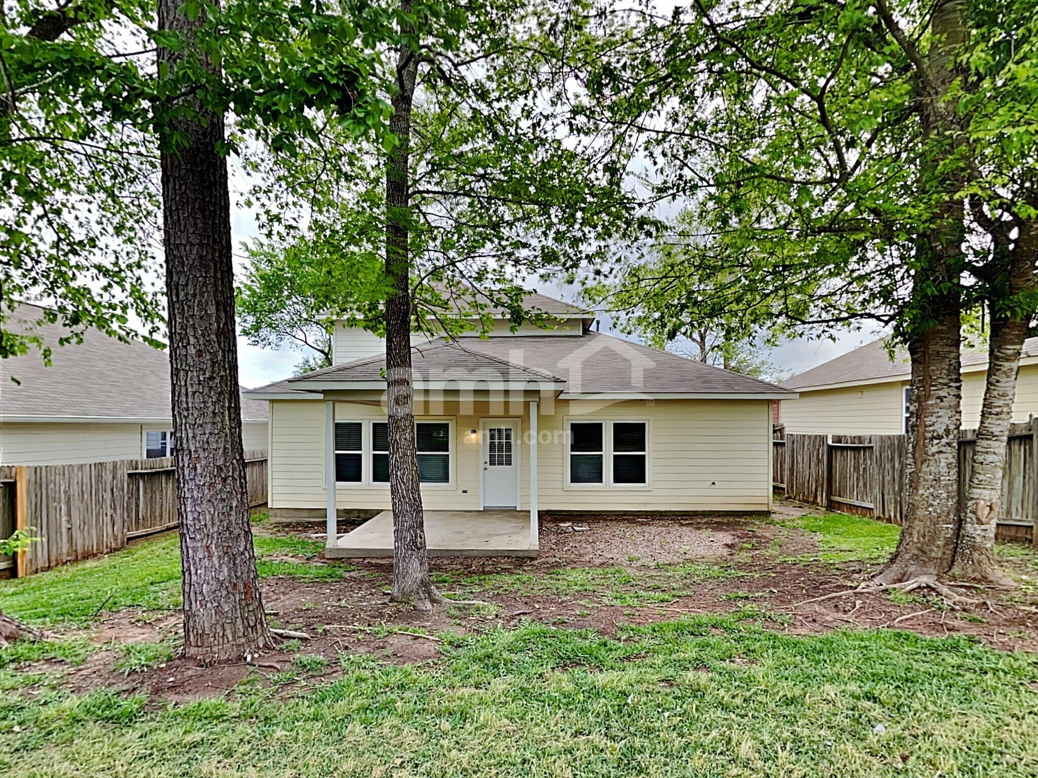 Building Photo - 18468 Sunrise Maple Dr