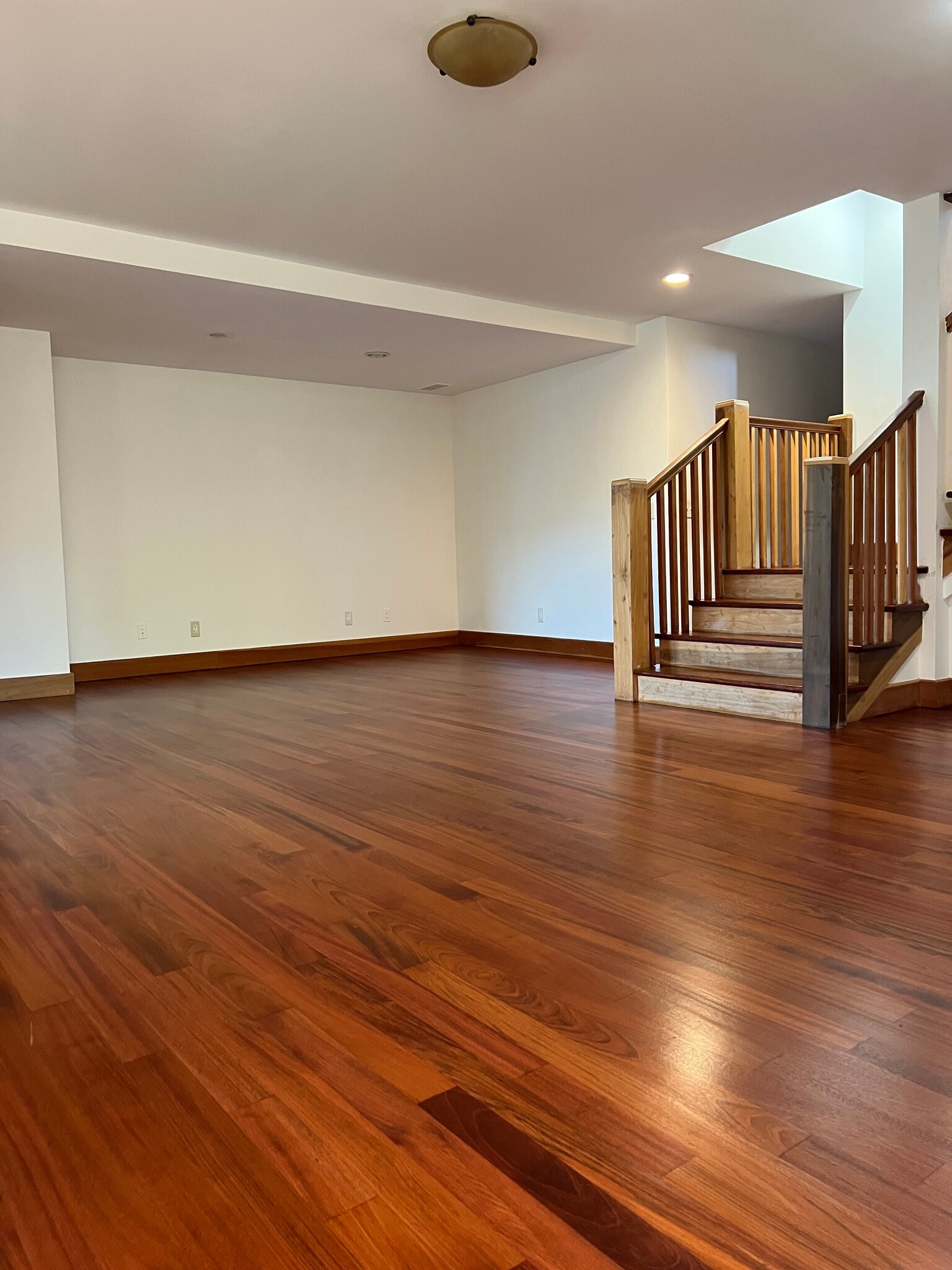 Building Photo - 5825 Saint Paul Ct