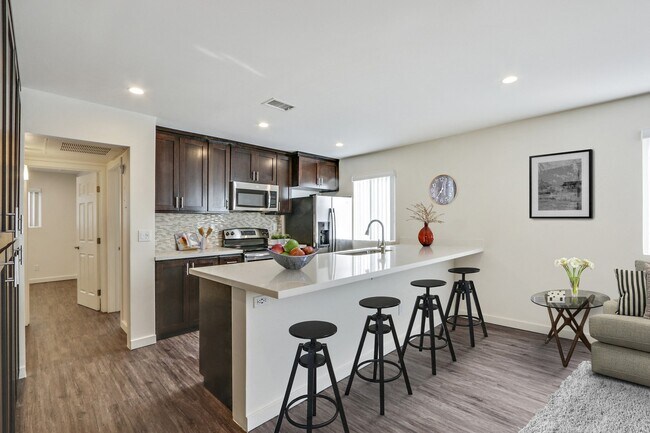 Building Photo - The Hideaway