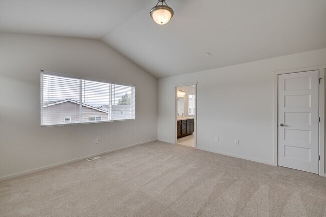 Building Photo - Brand New 4 Bed Home in Marysville!