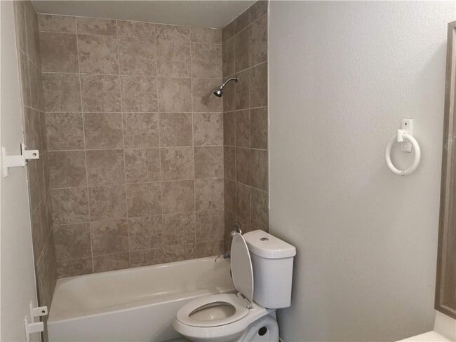 Building Photo - 3207 Barksdale Dr