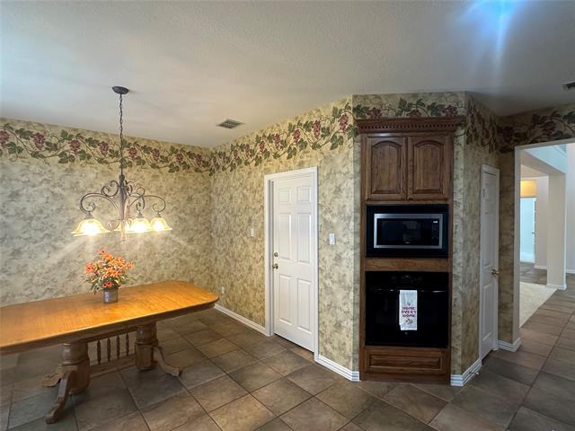 Building Photo - 715 Wheaton Ct