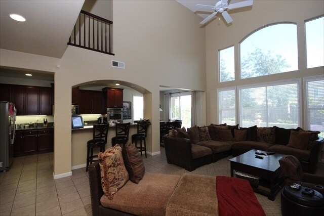 Building Photo - Gorgeous Home In the Desired Chesapeake Neighborhood