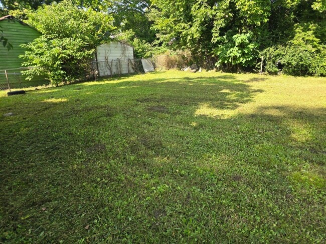 Building Photo - 2028 Lee Terrace SW