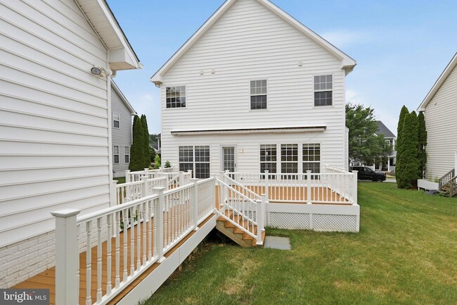 Building Photo - 341 Bullskin St