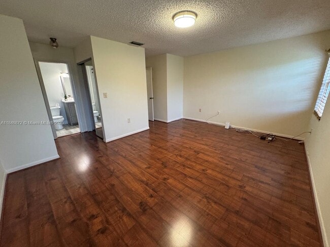 Building Photo - 11715 SW 113th Terrace