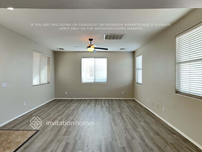 Building Photo - 7116 S 7th Ln