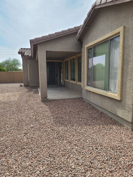 Building Photo - 3233 E Blue Ridge Way