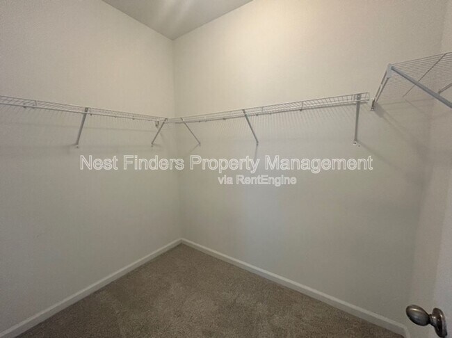 Building Photo - 42 Golden Fern Dr