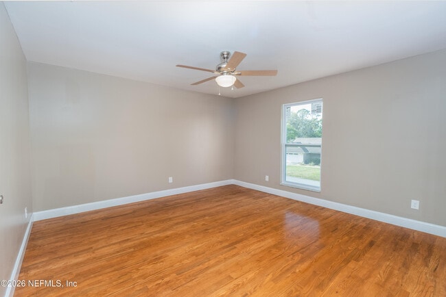 Building Photo - 2450 Fallen Tree Dr W