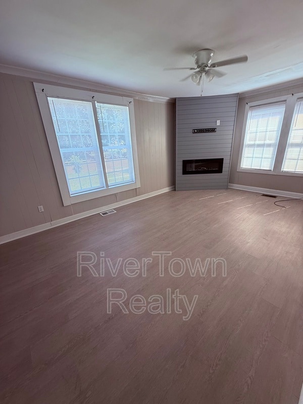 Building Photo - 1305 Tutwiler Ave