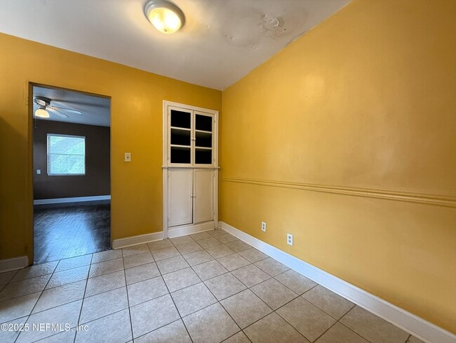 Building Photo - 3602 Riverside Ave