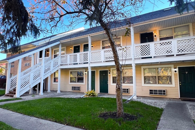 Building Photo - North Park Apartments