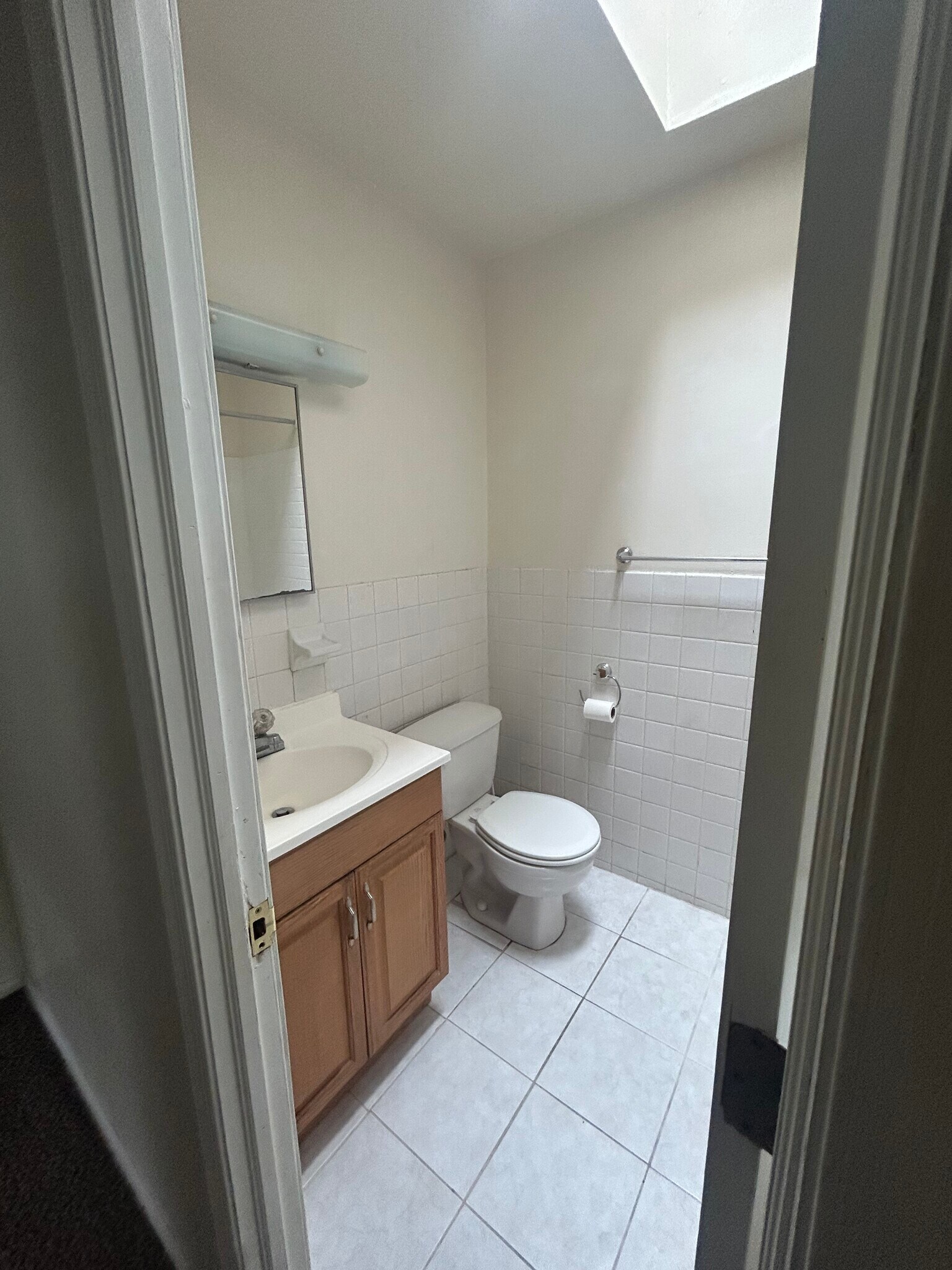 Building Photo - 477 Parlin St