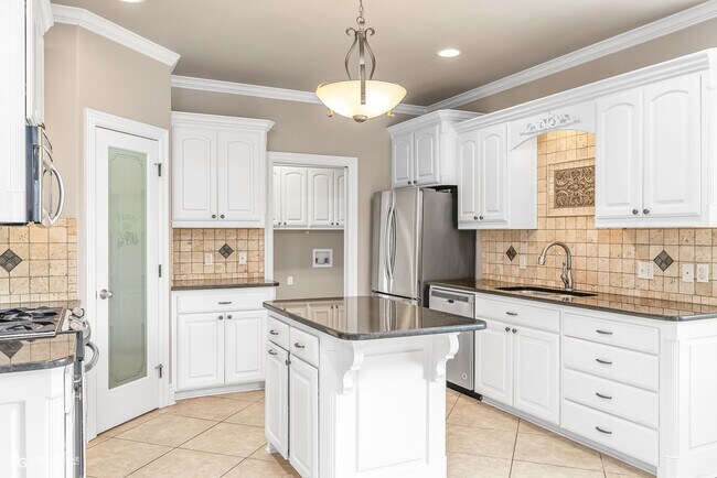 Building Photo - Beautiful home in North Bossier!