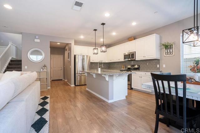 Building Photo - 1132 Cherry Tree Ln