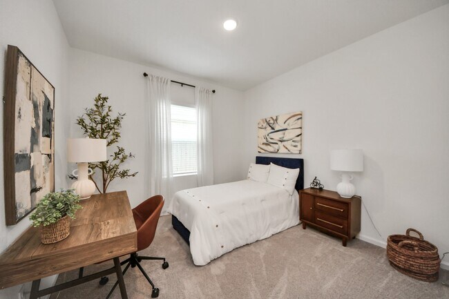 Building Photo - 1802 Corsica Crk Ln