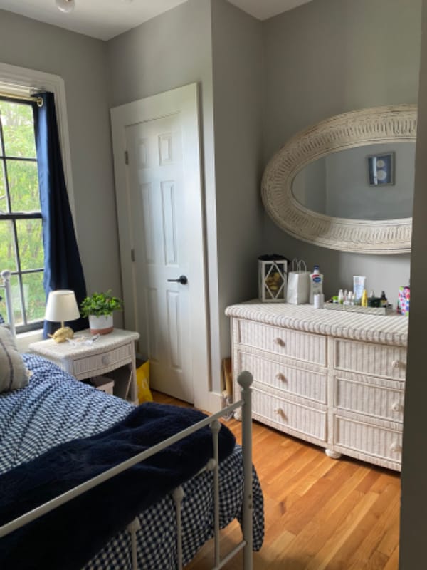 Building Photo - 185 Broadway