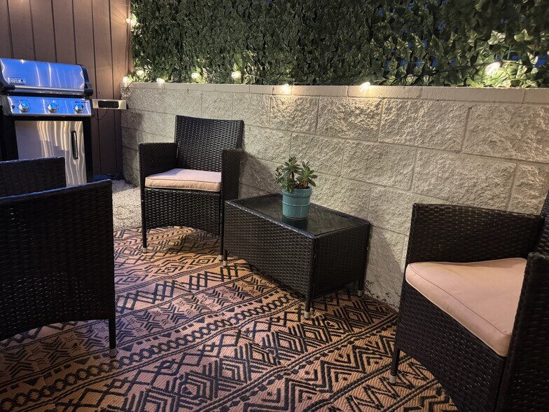 Building Photo - 848 Lincoln Blvd