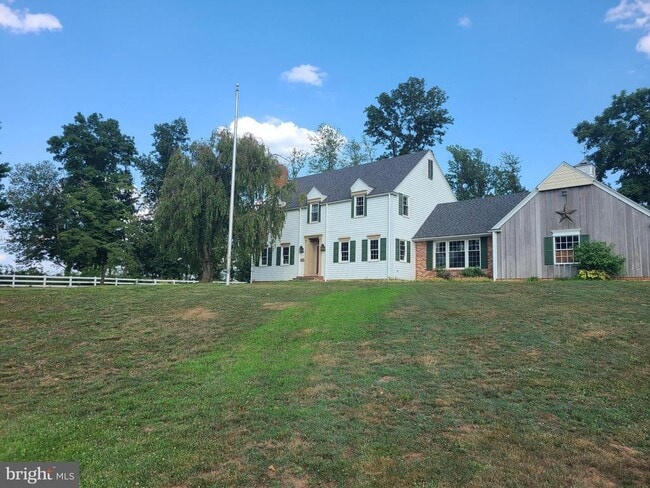 Primary Photo - 538 Park Ave