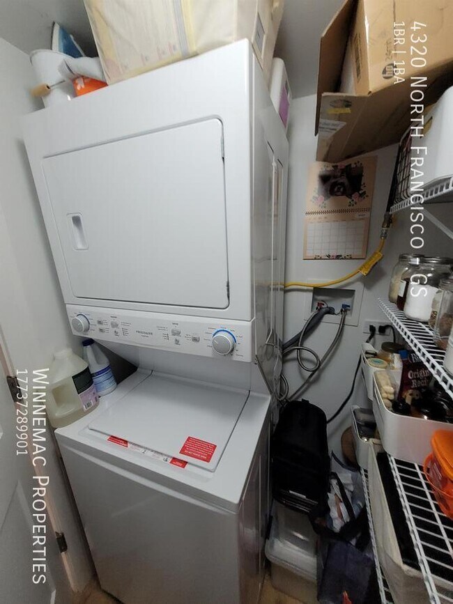 Building Photo - 4320 North Francisco-GS