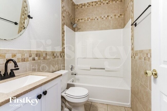 Building Photo - 8129 Red Barn Ct