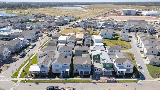 Building Photo - 13254 McMillan Dr