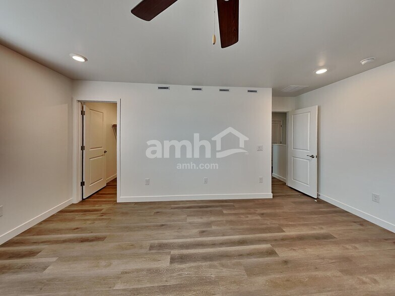 Building Photo - 6507 E Paseo Baranda