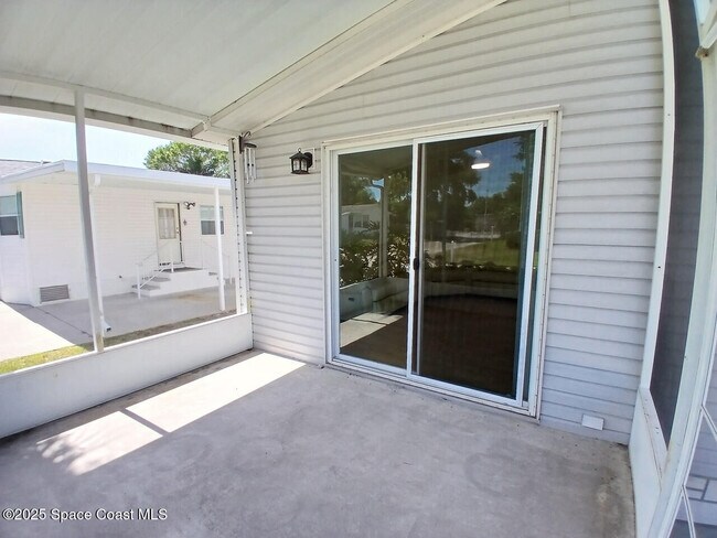 Building Photo - 4375 Sea Gull Dr