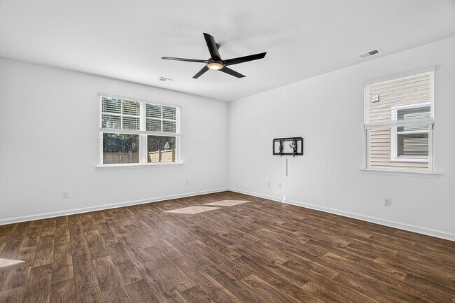 Building Photo - 123 Sweet Cherry Ln