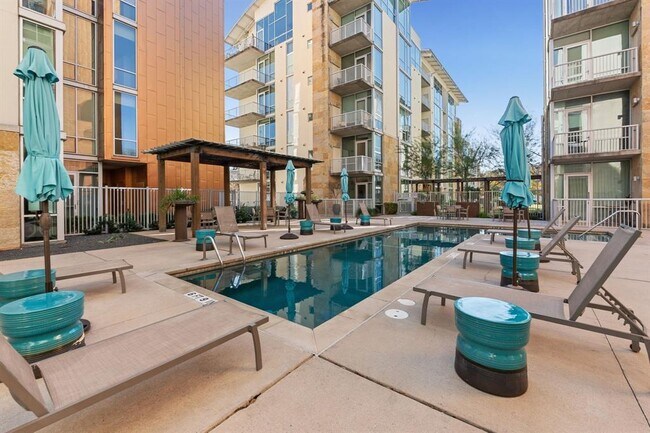 Building Photo - 1600 Barton Springs Rd