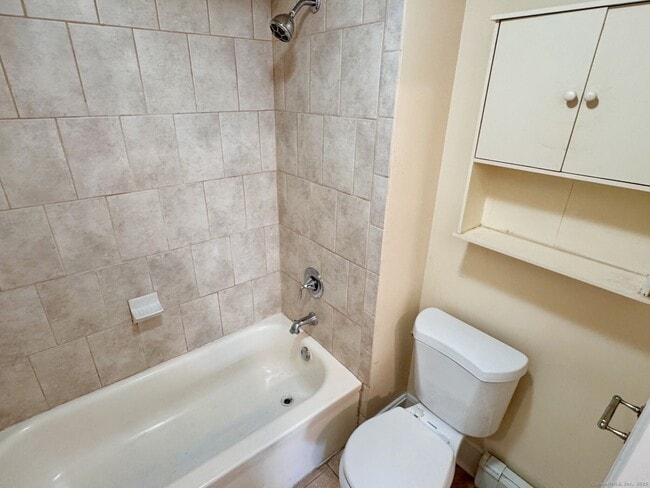 Building Photo - 54 Prospect St